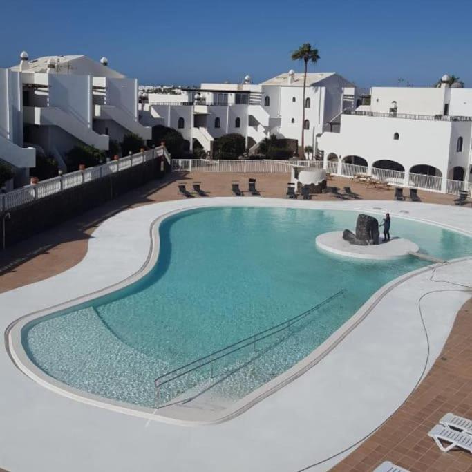 Apto. Vacacional “El Balcon De Las 4 Lunas” Costa Teguise Kültér fotó