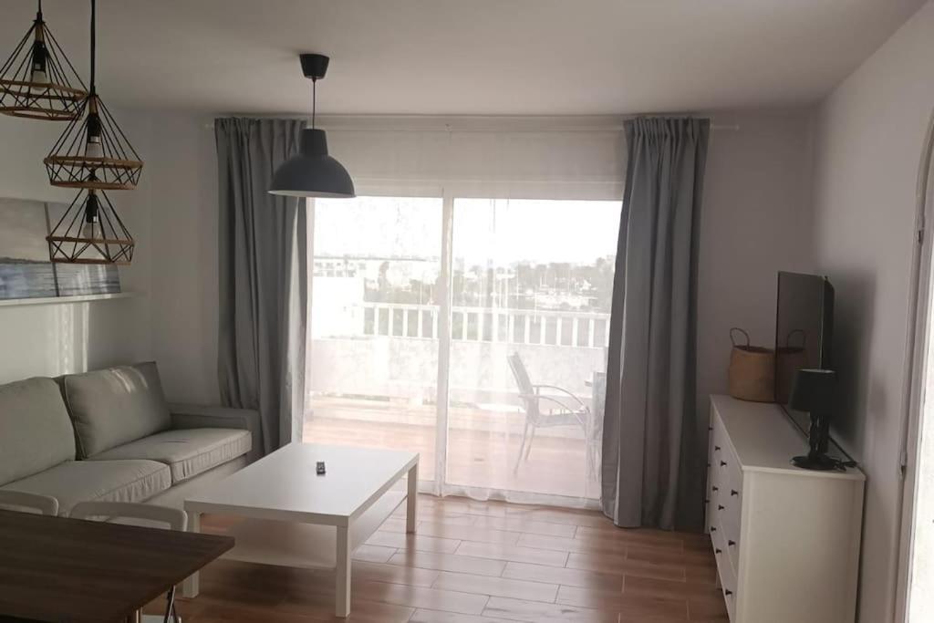 Apto. Vacacional “El Balcon De Las 4 Lunas” Costa Teguise Kültér fotó