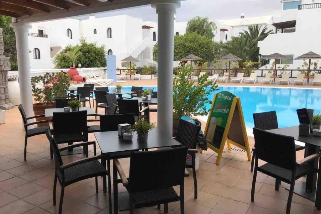 Apto. Vacacional “El Balcon De Las 4 Lunas” Costa Teguise Kültér fotó